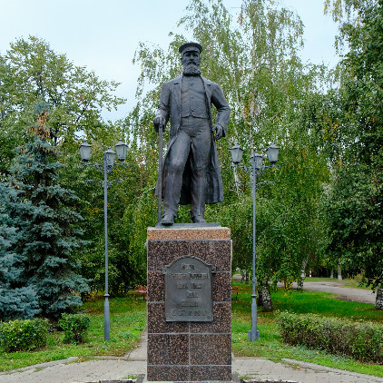 Памятник первому Голове посада Мелекесс, купцу Константину Григорьевичу Маркову